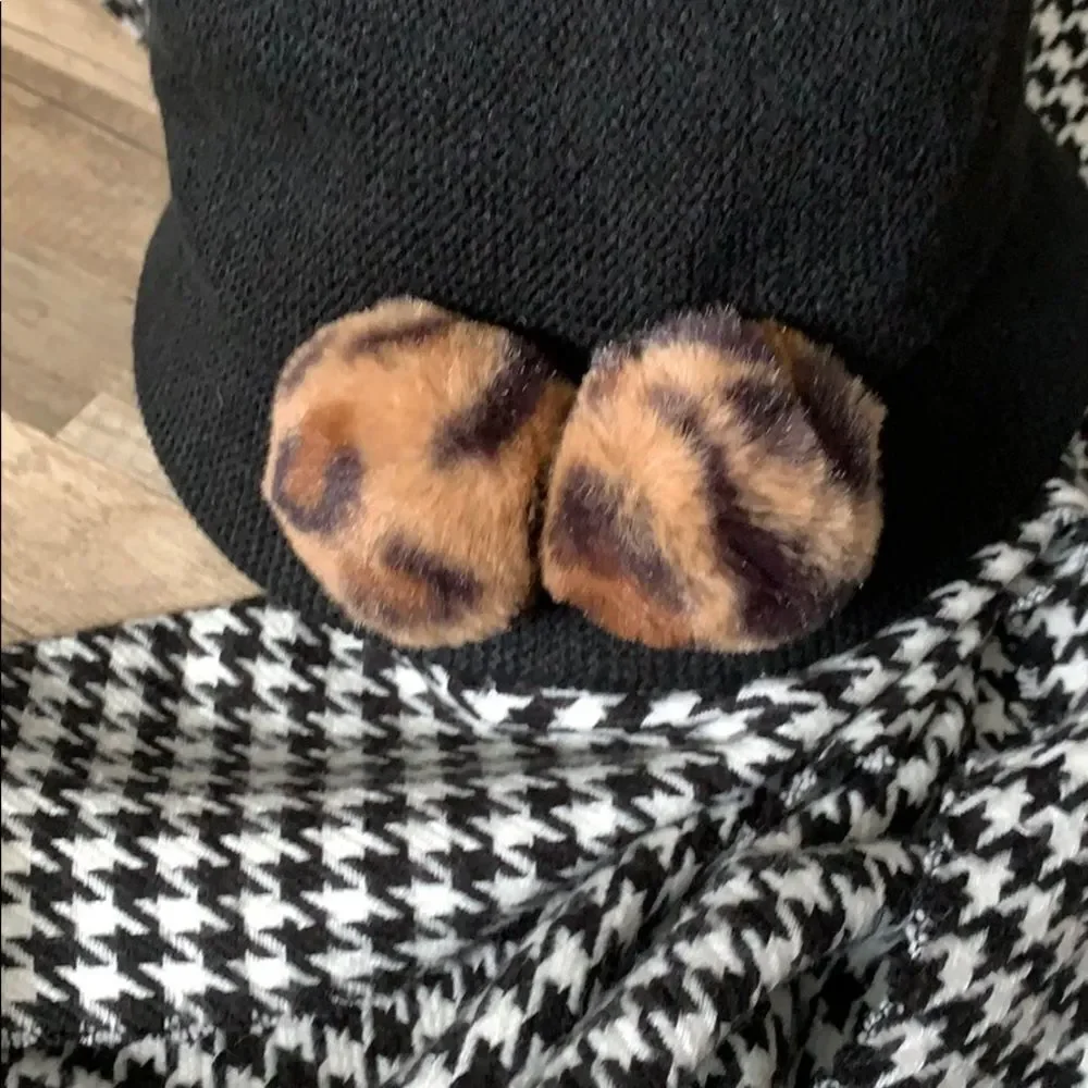 5/30 Black Hat w/ leopard pom poms